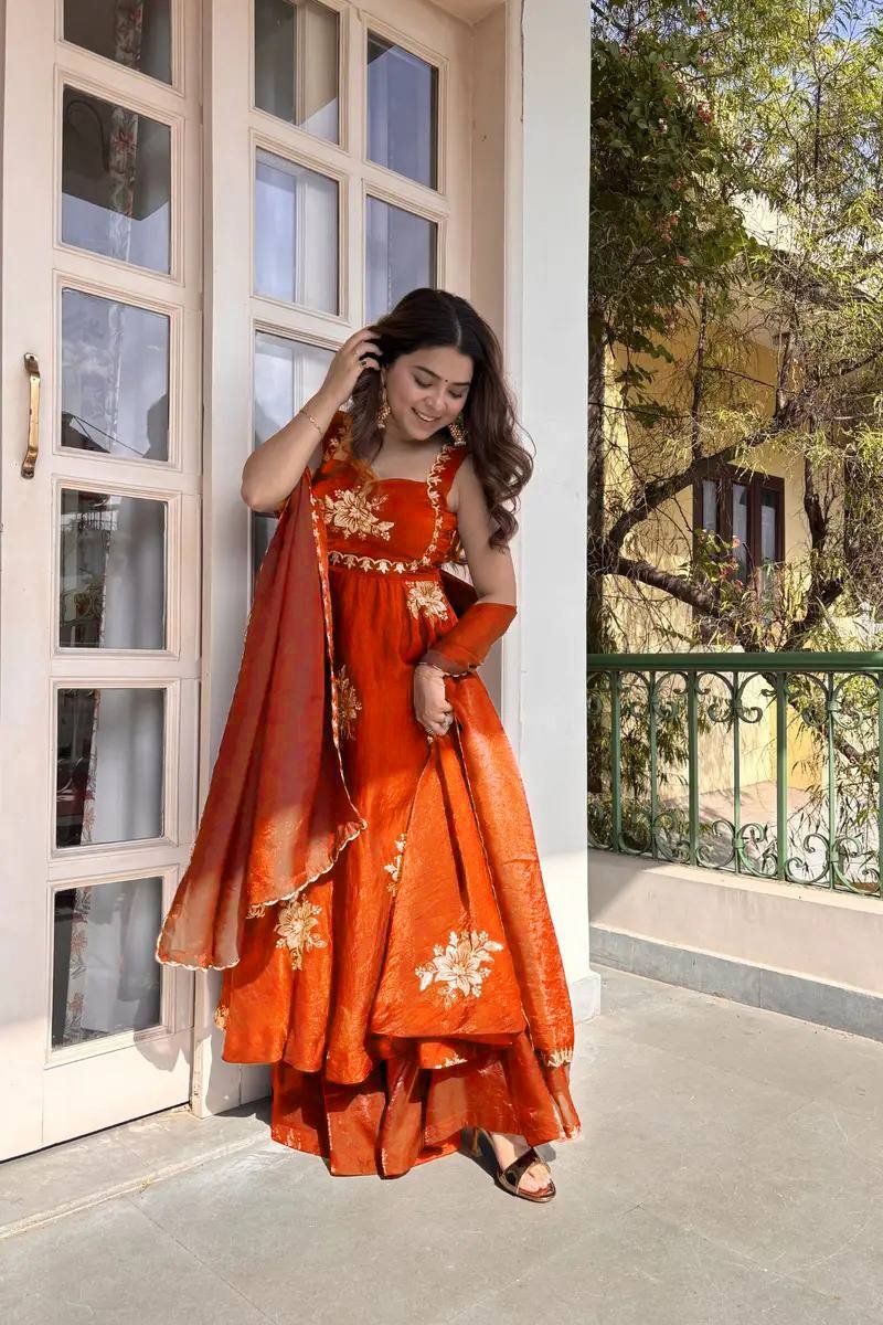 Women’s Royal Purple Embroidered Flared Kurta Set — view 2